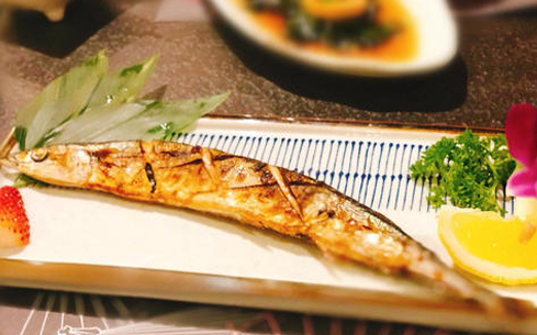 韓式辣烤秋刀魚