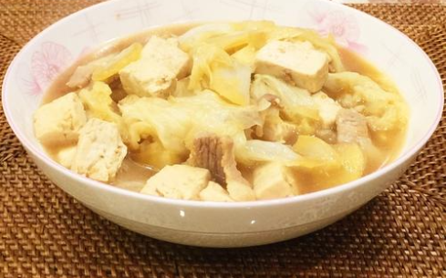 豆腐燉白菜