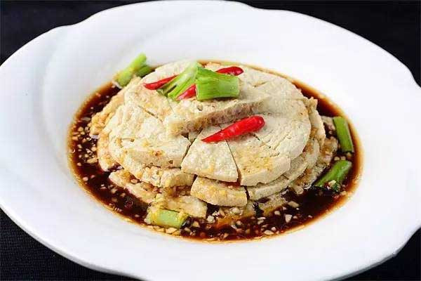 泰國香菜拌草帽老豆腐